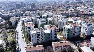 Bakan Kurum, kentsel dönüşümle yenilenen İstanbul'daki Tozkoparan Mahallesi'ni paylaştı