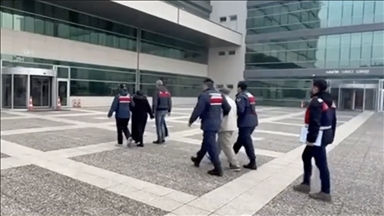 FETÖ'ye yönelik operasyonlarda yakalanan zanlılardan 41'i tutuklandı