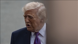 Trump: (İran) Onlar da anlaşma yapmak istiyor, bugün muhtemelen telefonla görüşeceğiz