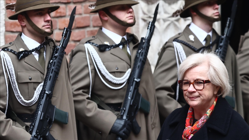 France : Catherine Vautrin salue aux Émirats arabes unis l’engagement des militaires français déployés dans la région