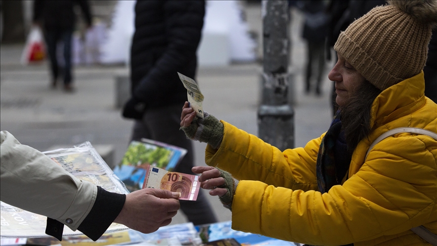 Eurozone growth nears stagnation in March