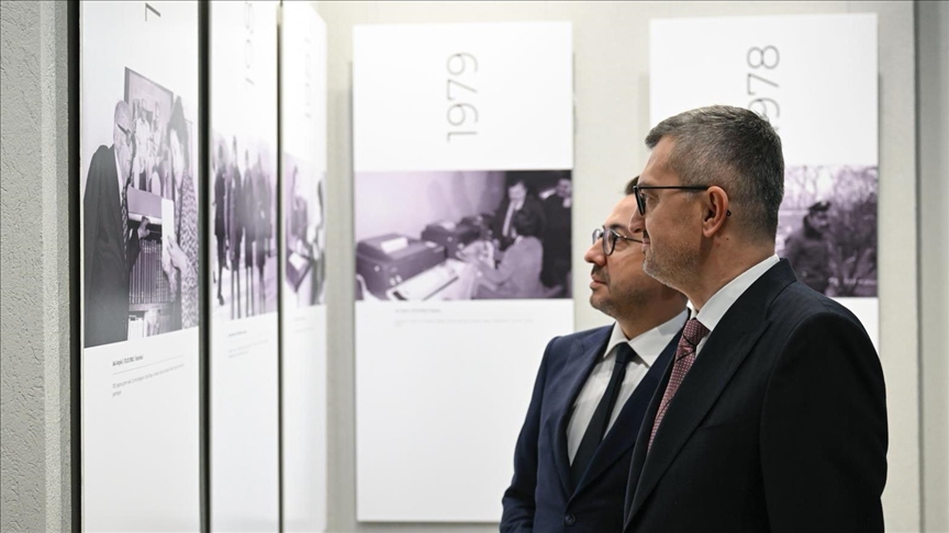 Cumhurbaşkanlığı İletişim Başkanı Duran, AA Genel Müdürü Karagöz'ü ziyaret etti