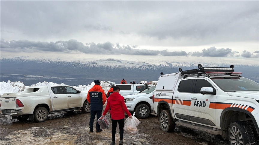 Li Çiyayê Agiriyê ji bo çiyagera jin a jê xeber nayê hildan xebata lêgerînê dewam dike