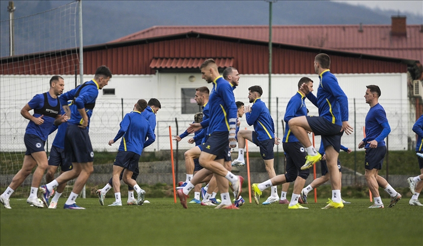Reprezentacija BiH u fudbalu trenirala u Butmiru uoči utakmice s Velsom