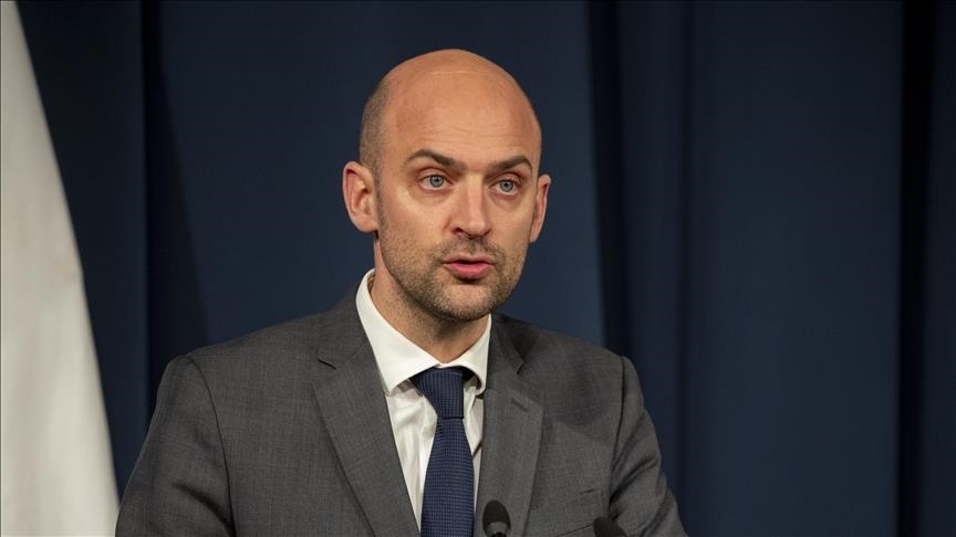 À l’Assemblée, Barrot appelle au respect de la souveraineté du Liban et au désarmement du Hezbollah