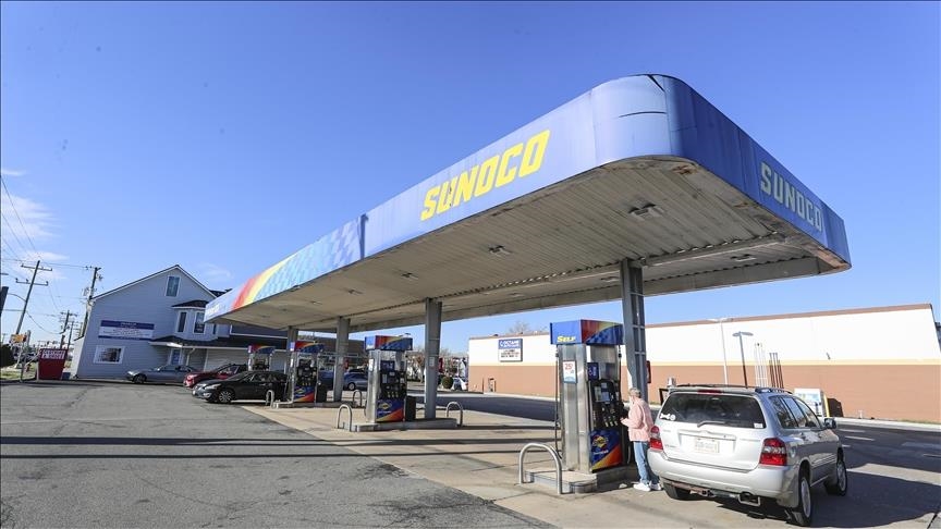 На фоне напряженности на Ближнем Востоке в США продолжается рост цен на бензин