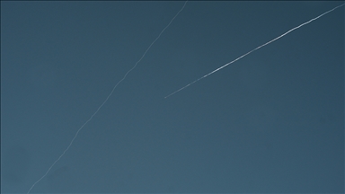 İran, Körfez ülkelerinde belirlediği hedeflere saldırıları sürdürüyor