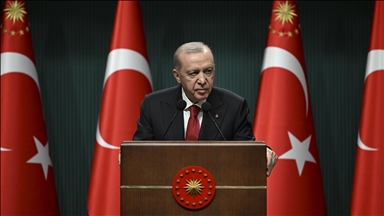 Erdogan: Turska ne upada u zamke i drži se podalje od "vatrenog prstena"