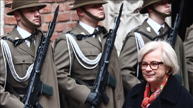 France : Catherine Vautrin salue aux Émirats arabes unis l’engagement des militaires français déployés dans la région
