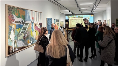 "Ses ve Renkle Sanatta 50 Yıl" sergisi AKM'de sanatseverlerle buluştu