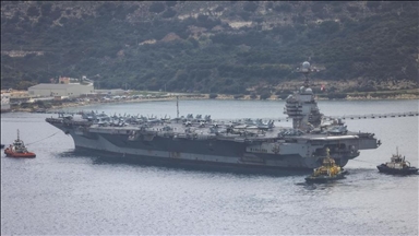 Izvještaj: Američki nosač aviona koji je napustio Bliski istok zbog požara ima i drugih problema