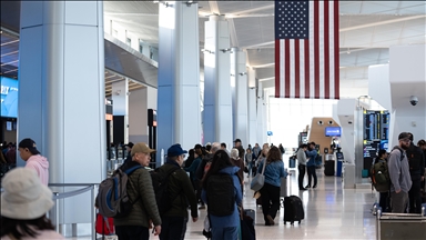 Trump rejects deal to reopen airport security amid delays, long lines: Report