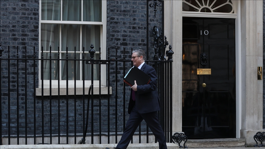 UK offers to host summit on Strait of Hormuz security