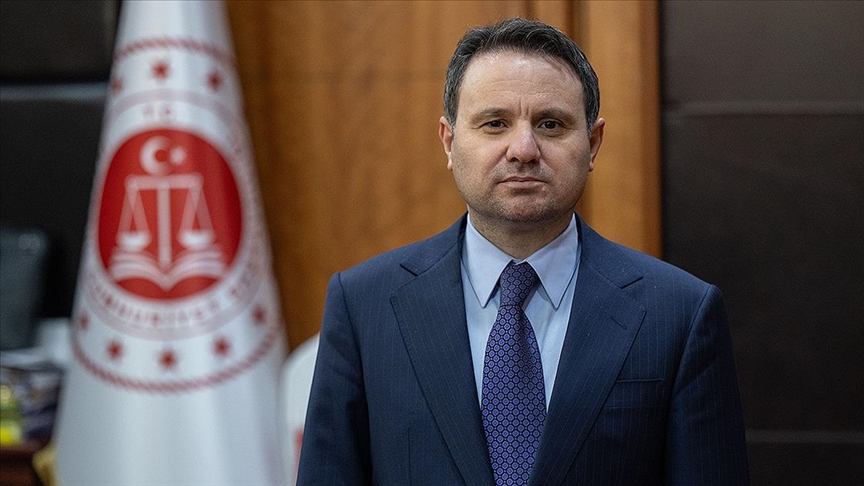 Bakan Gürlek: e-Avukat uygulamasıyla hükümlü ve tutuklular avukatlarıyla görüntülü görüşebilecek