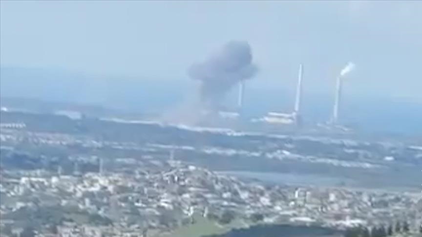 Piştî bersivdayîna Îranê ji derdora Santrala Elektrîkê ya Rabînê ya Îsraîlê dûman rabû