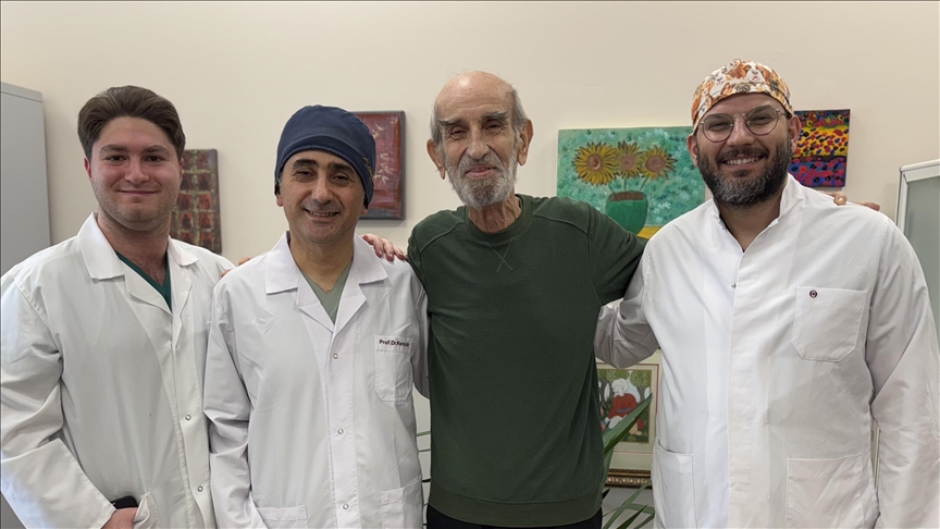 Aort damarı yırtılan oyuncu Sinan Bengier, ameliyatla sağlığına kavuştu