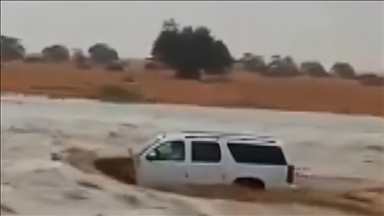 6 Arap ülkesinde fırtına ve sel uyarısı yapıldı