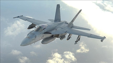 Artêşa Mihafizên Şoreşê: Balafira şer a F-18ê ya Amerîkayê hat lêxistin