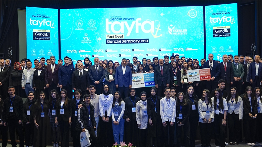 Tayfa Yeni Nesil Gençlik Sempozyumu, İstanbul'da düzenlendi