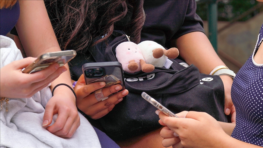 EU opens probe into Snapchat for violation of child safety, privacy rules