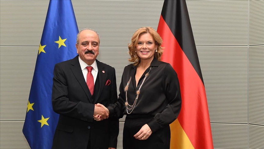 مباحثات تونسية ألمانية بشأن استعادة أموال "منهوبة" وتعزيز التعاون