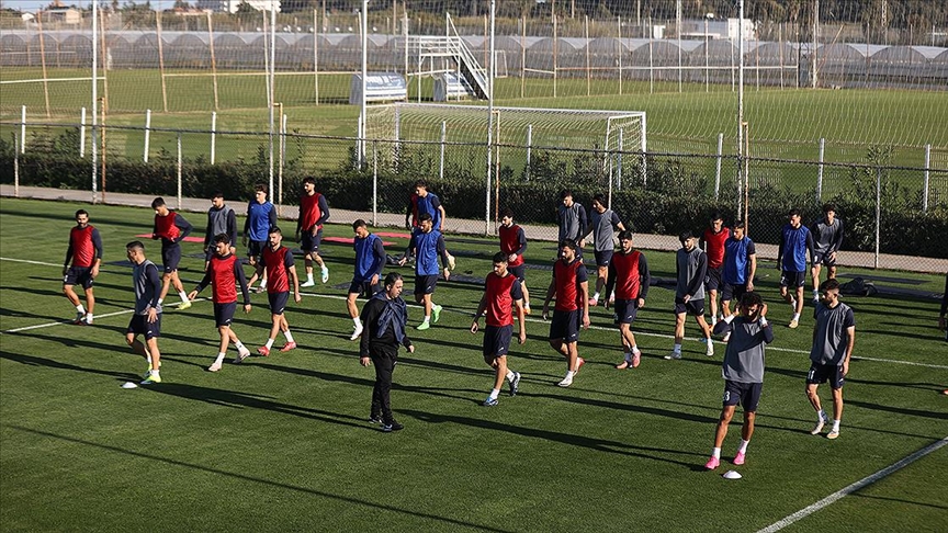 İran Milli Futbol Takımı, Antalya'da kamp yapıyor