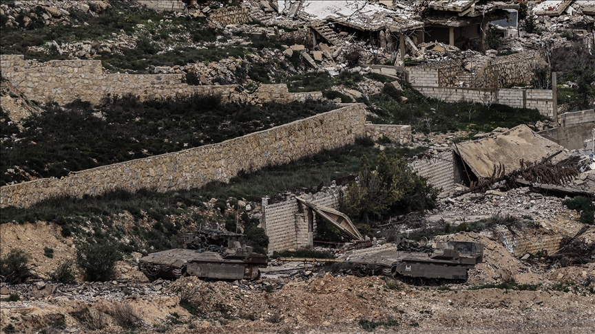 Le Hezbollah affirme avoir affronté des forces israéliennes dans le sud du Liban et touché un char Merkava