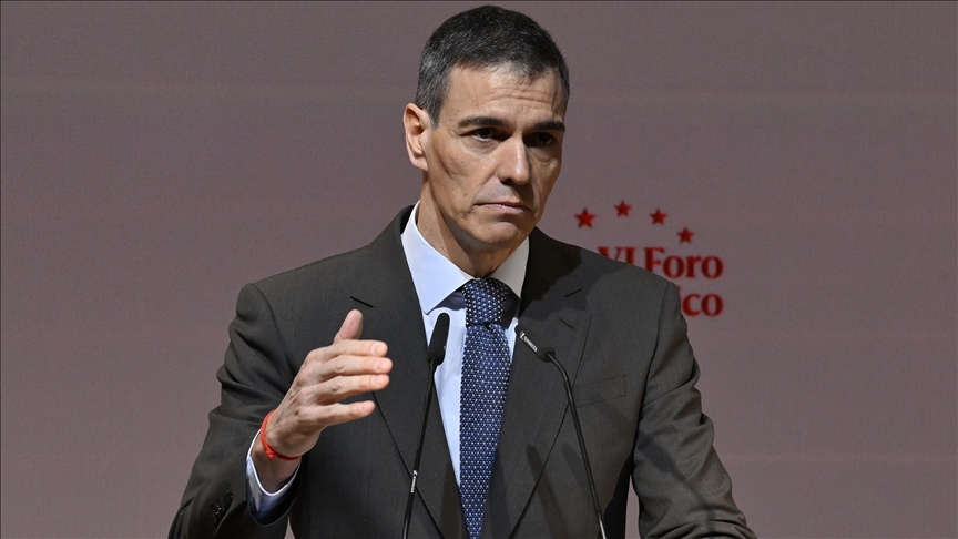 Spain’s Sanchez urges Europe not to ‘bow down’ to US