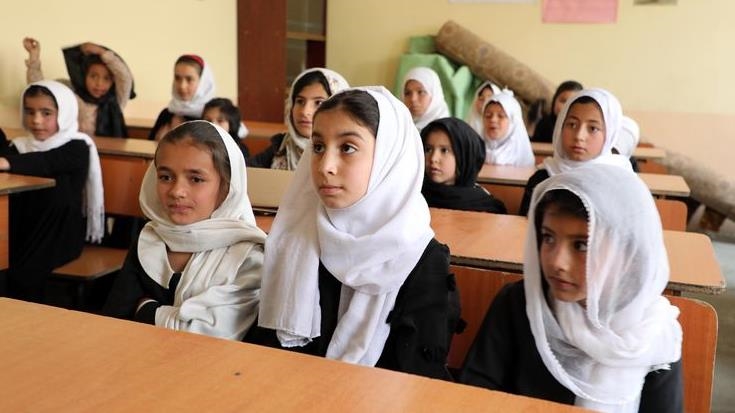 یونیسف بار دیگر خواستار بازگشایی فوری مدارس به روی دختران در افغانستان شد