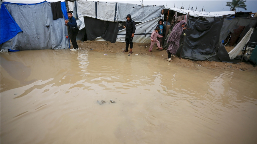 3 Palestinians injured as heavy rains inundate tents sheltering displaced Gazans