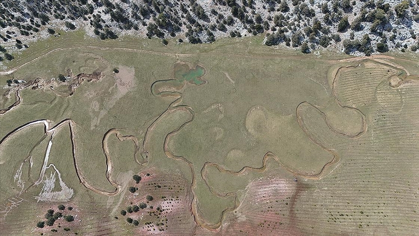 Sorgun Yaylası'nda menderesler havadan görüntülendi