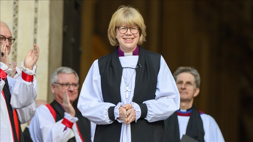 Sarah Mullally enthroned as archbishop of Canterbury
