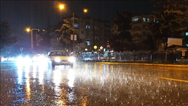 Şanlıurfa'da sağanak nedeniyle 4 ilçede eğitime ara verildi