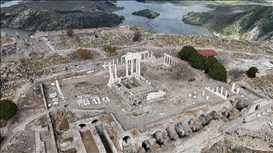 Akropola Bergama u Izmiru: Svjedočanstvo bogate kulturne baštine Turske