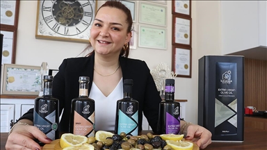 Kadın mühendis, ailesinin yetiştirdiği zeytinlere katma değer kazandırdı