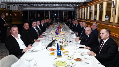 A Milli Futbol Takımı'nın Romanya karşılaşması öncesinde resmi maç yemeği düzenlendi