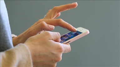 İngiltere'de "gençler üzerinde sosyal medya yasakları" pilot uygulamayla test edilecek