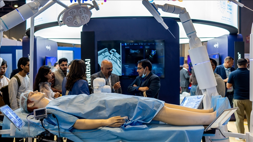 AI in healthcare poses patient risks, report warns