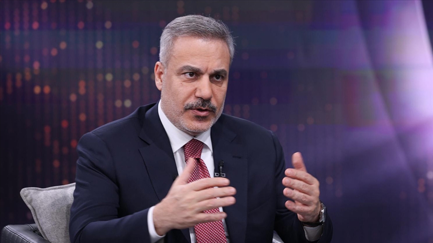 Bakan Fidan: Amerika ve İsrail'in hukuksuz olarak başlattığı bu savaş bölgesel yayılma tehlikesiyle baş başa