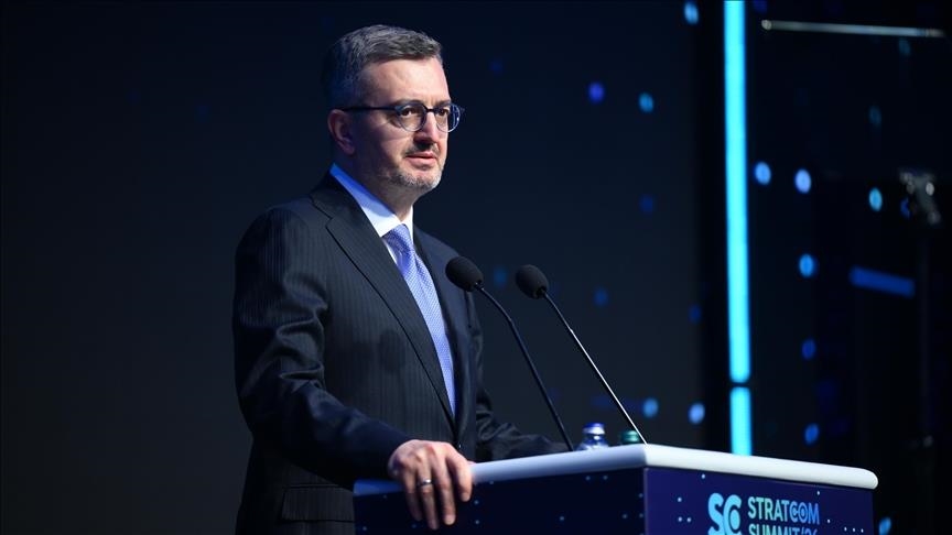 دوران: من يدير وسائل الاتصال يرسم المستقبل