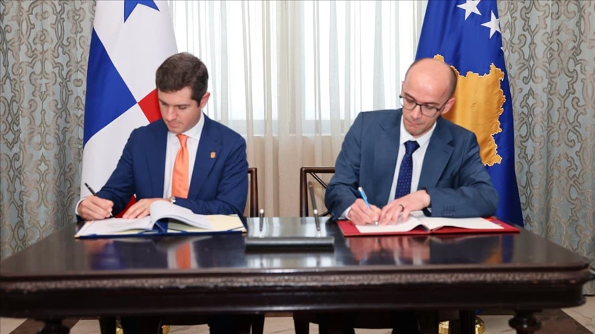 Kosova dhe Panamaja heqin vizat për pasaportat diplomatike dhe zyrtare