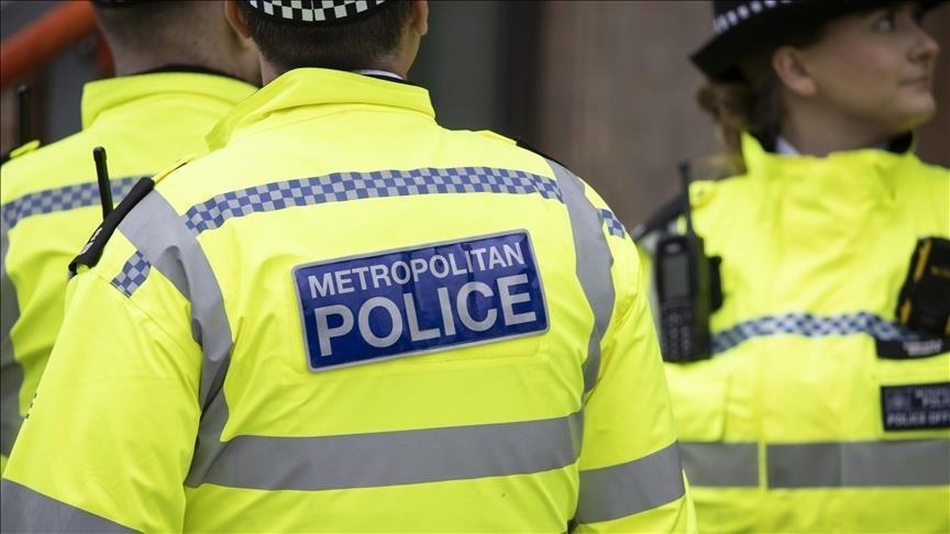Man who harassed, insulted journalists in London was serving officer, police confirm