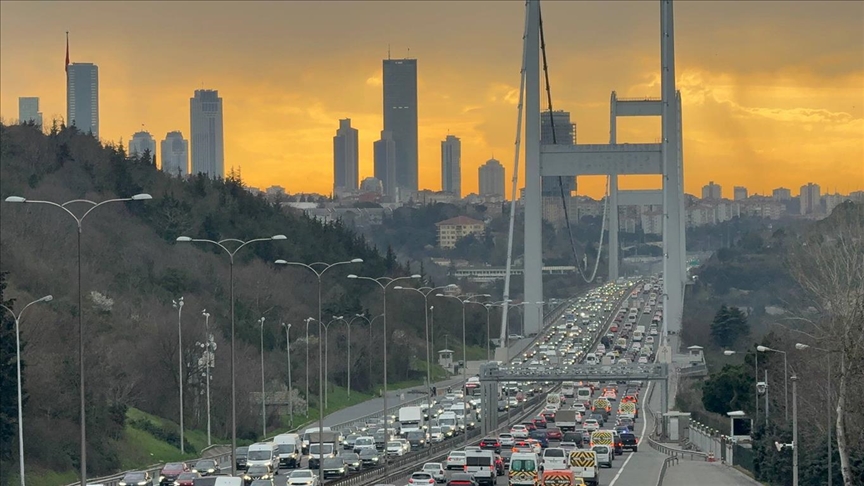 İstanbul'datrafik yoğunluğu yüzde 76'yaçıktı