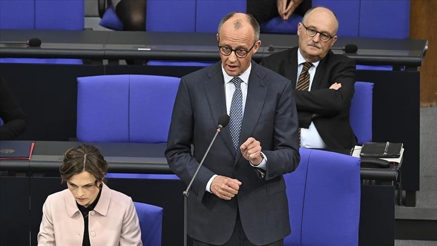 Le chancelier allemand critique la stratégie militaire des États‑Unis et d’Israël en Iran