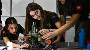 Üsküdarlı gençlerin robotik yolculuğu dünya finallerine ulaştı