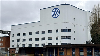 Volkswagen'in Üst Yöneticisi Blume, Osnabrück fabrikasının askeri üretime geçeceğini teyit etti