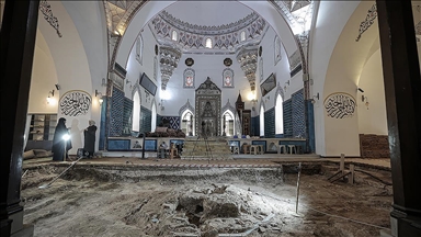 Bursa'daki 2. Murad Camisi'nde 600 yıllık havuz kalıntısı ortaya çıkarıldı