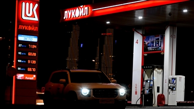 روسيا تعتزم حظر تصدير البنزين بدءا من أبريل لضبط الأسعار محليا 