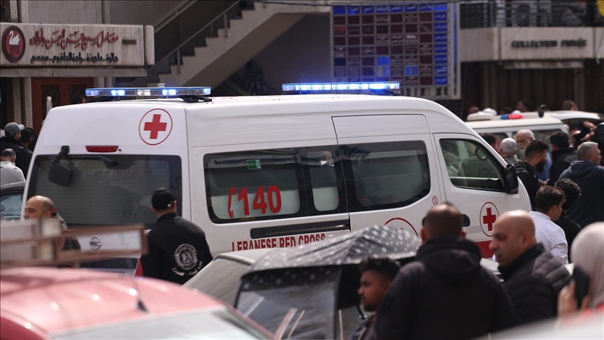 При ударе израильской армии по машине скорой помощи в Ливане погиб один