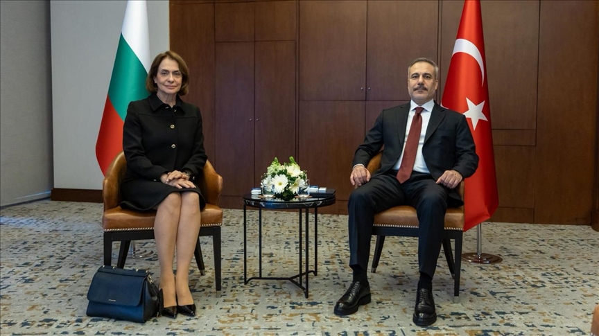 Kryediplomati turk takohet me homologen bullgare në Stamboll